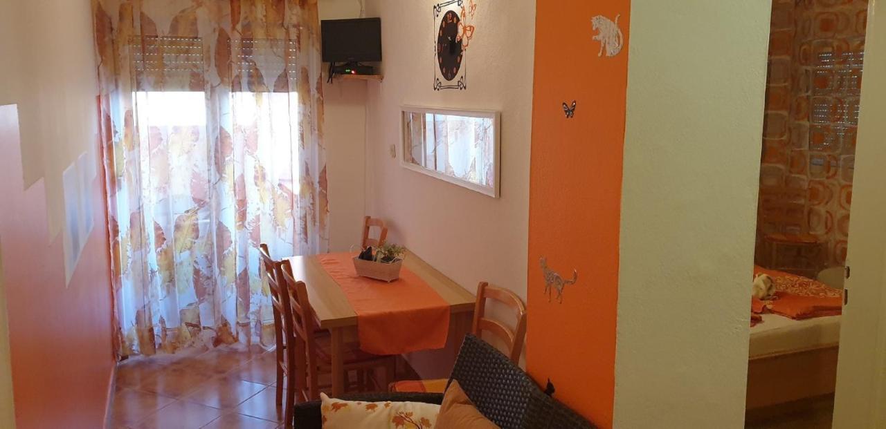 Apartments Jannine Biograd Na Moru Buitenkant foto